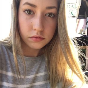 Meet your Posher, Hannah