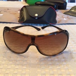 Ray-Ban Sunglasses