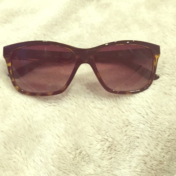 Calvin Klein tortoise sun glasses