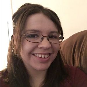 Meet your Posher, Nichole