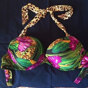 ❌SOLD❌ VS Swim Bikini Top