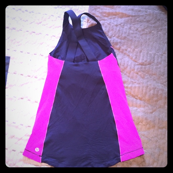 Lululemon top