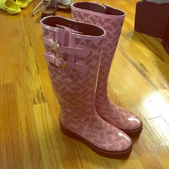 Juicy couture rain boots