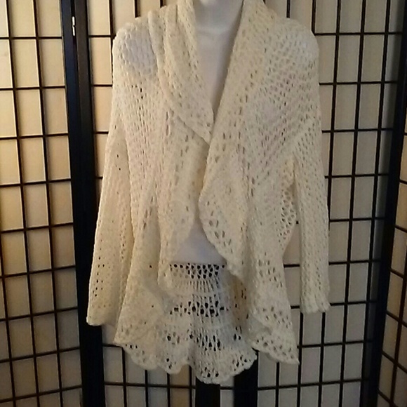 White crochet sweater - Picture 1 of 4
