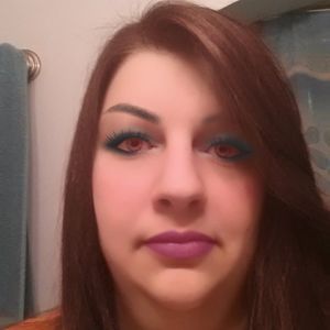 Meet your Posher, Evelyn