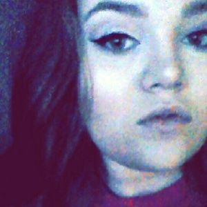 Meet your Posher, Alexis