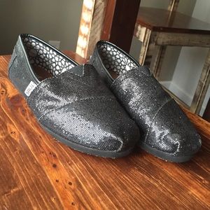 Black Sparkle Toms