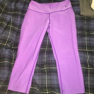 Nike workout Capri leggings
