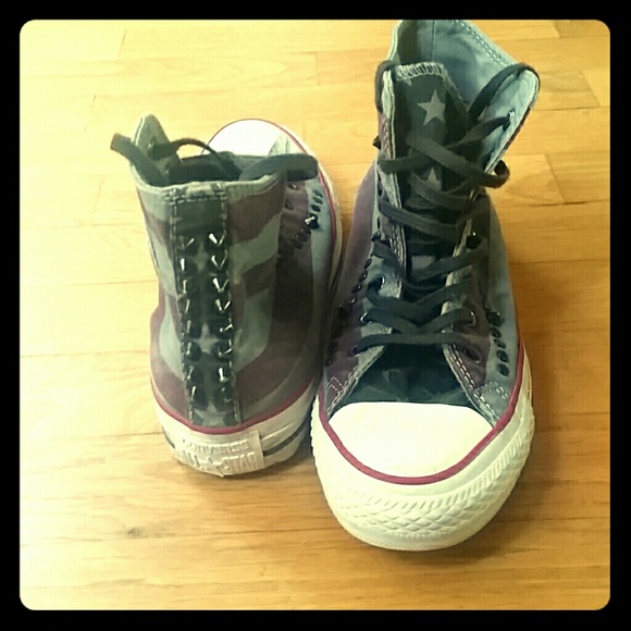 Converse hightops