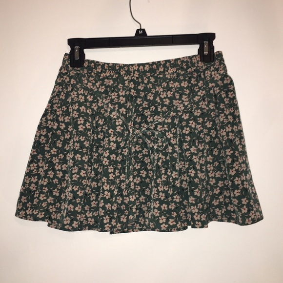 Flowery skirt