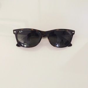 Authentic Tortoise Ray Ban Wayfarers