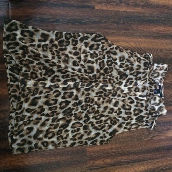Shirt - Picture 1 of 4