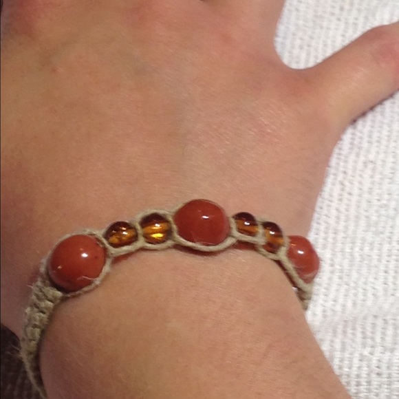 SOLD Boho orange Beaded hemp bracelet - Picture 4 of 4
