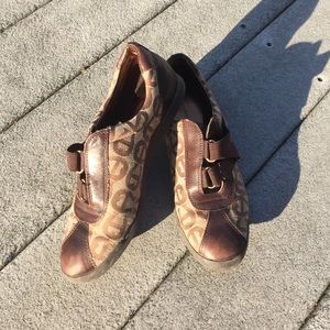 Etienne Aigner Size 7.5 Sneakers