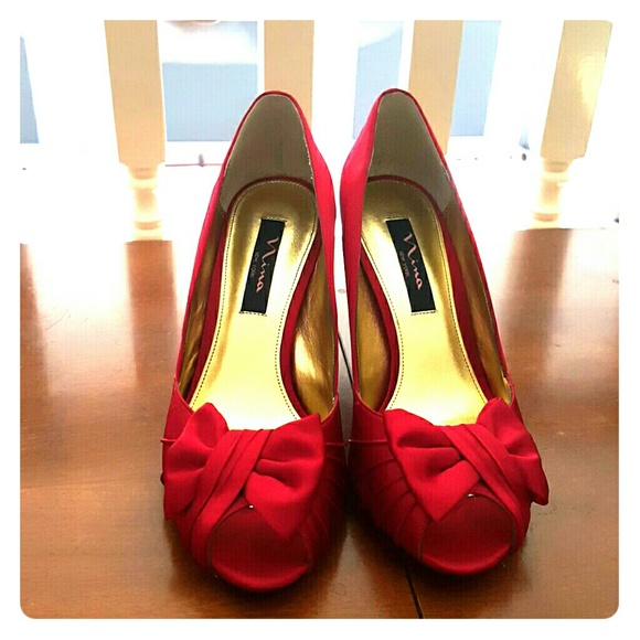 Red Nina Heelz