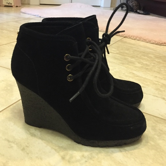 Michael Kors booties size 5 suede