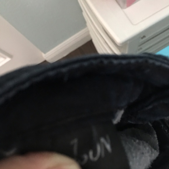 Hudson little girls jean shorts. - Picture 4 of 4