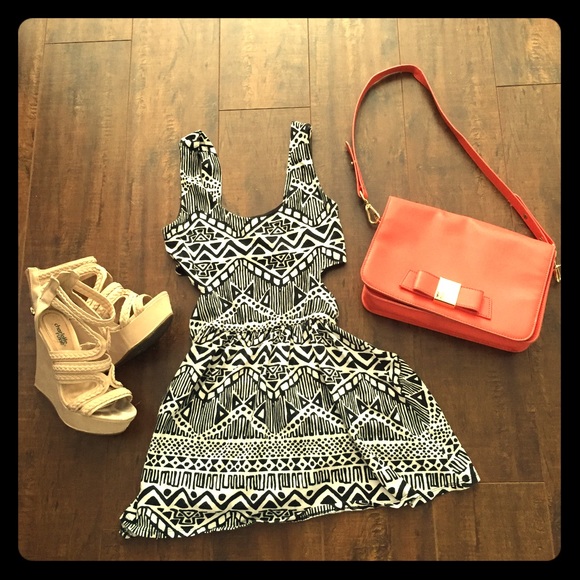 LA Hearts mini tribal skater dress☀️