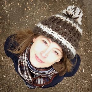 Meet your Posher, Polly