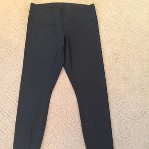 Lululemon pant size 8