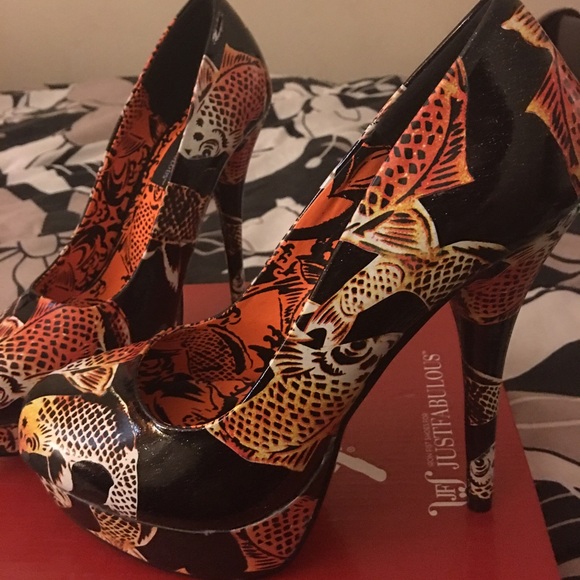 Justfab Koi Samai size 10 worn time