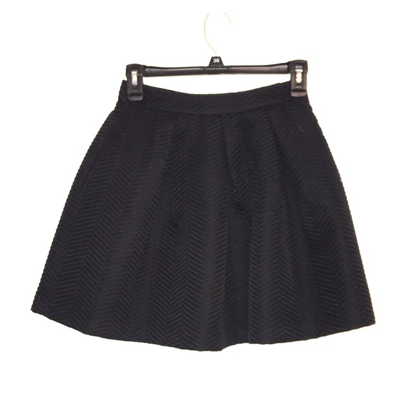 Mini black skirt