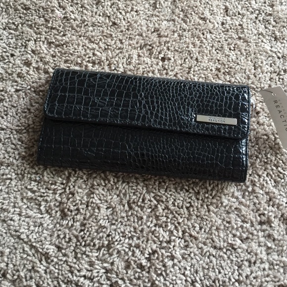 Kenneth Cole wallet
