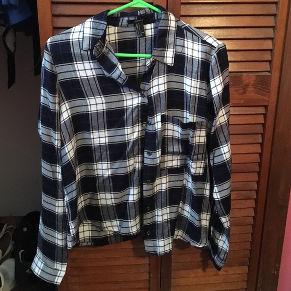NEW, NEVER WORN blue plaid button up. LOW PRICE. - Picture 1 of 1