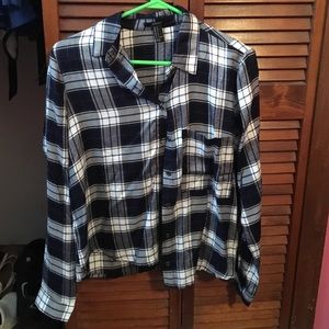 NEW, NEVER WORN blue plaid button up. LOW PRICE.