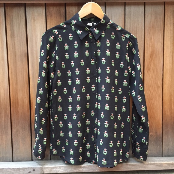 Uniqlo black silk tropical shirt