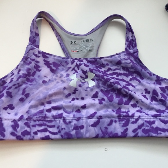 Worn once and has no stains!