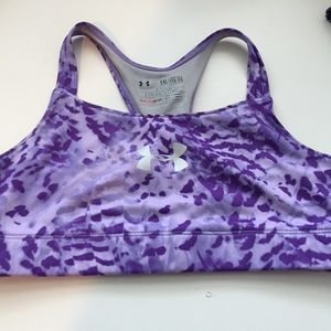 Worn once and has no stains!