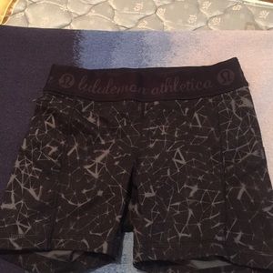 Lululemon short