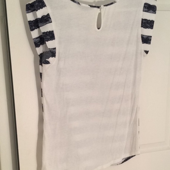 Express Top - Picture 3 of 3