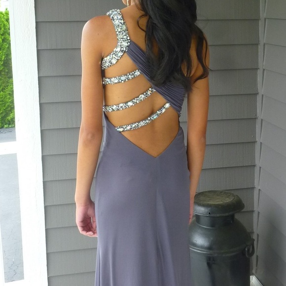PROM DRESS - Picture 3 of 4