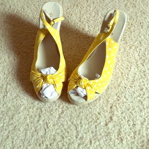 Yellow "Qupid" Wedge shoe (Used)