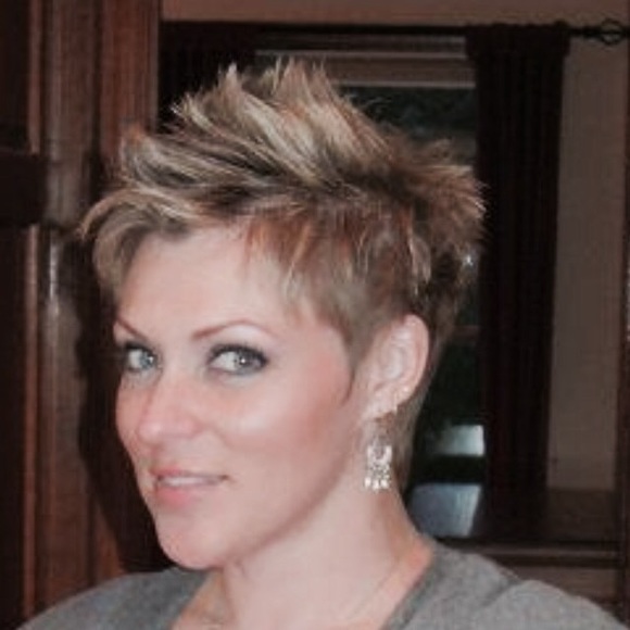 Meet your Posher, Aubrey. - Picture 3 of 4