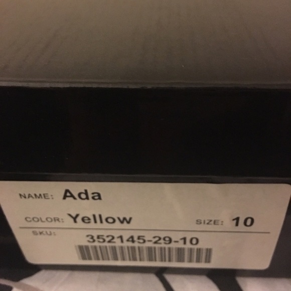 Justfab Ada yellow size 10 worn once