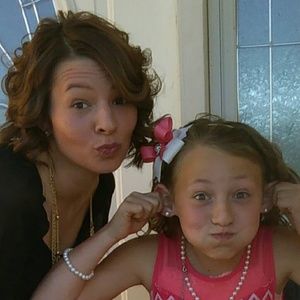 Meet your Posher, Kayla