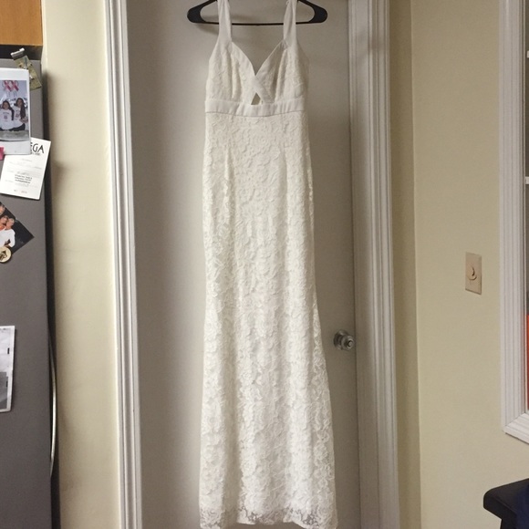 White lace lulu's dress