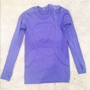 Indago Long Sleeved Lulu Lemon Top