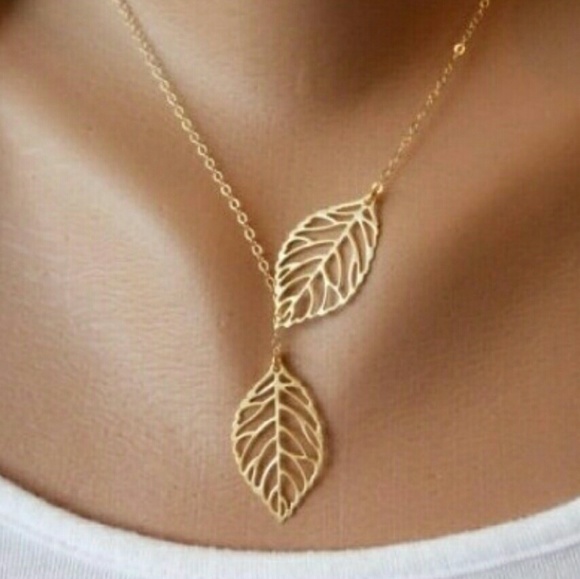 Golden leaves necklace