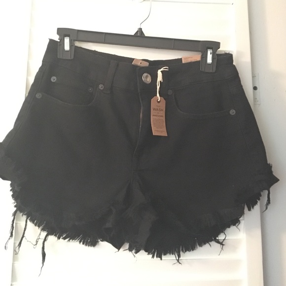 Cute black distressed high- rise shorts