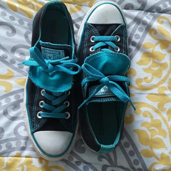 Teal/turquoise double tounge Converse
