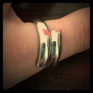 Lia Sophia Thumb Ring