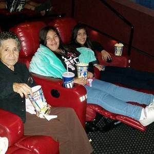 Meet your Posher, Veronica