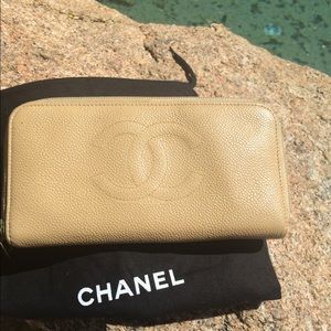Chanel wallet