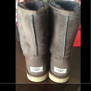 Brown ugg boots