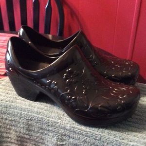Dansko Nursing Shoe