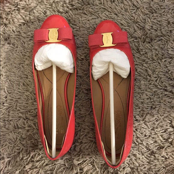 Selling authentic Ferragamo flat - Picture 2 of 2
